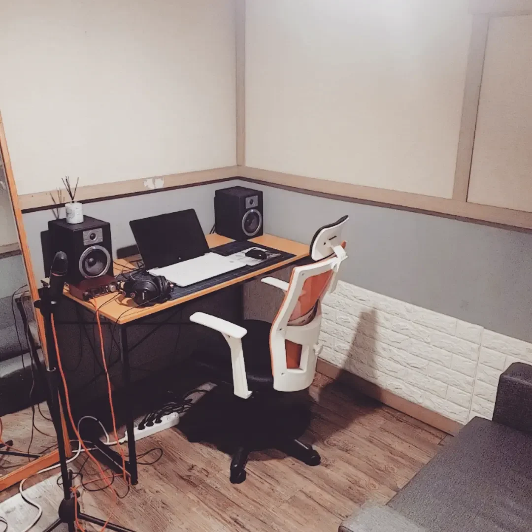 2번째 스튜디오 사진