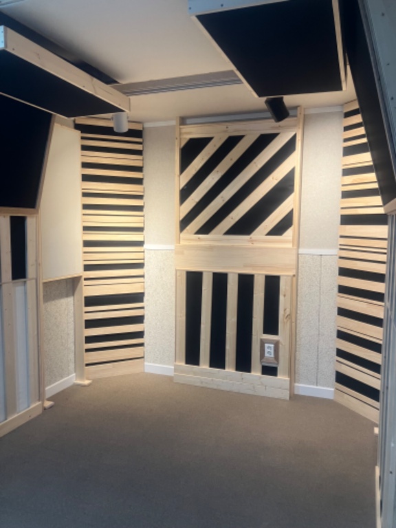 Studio image 5