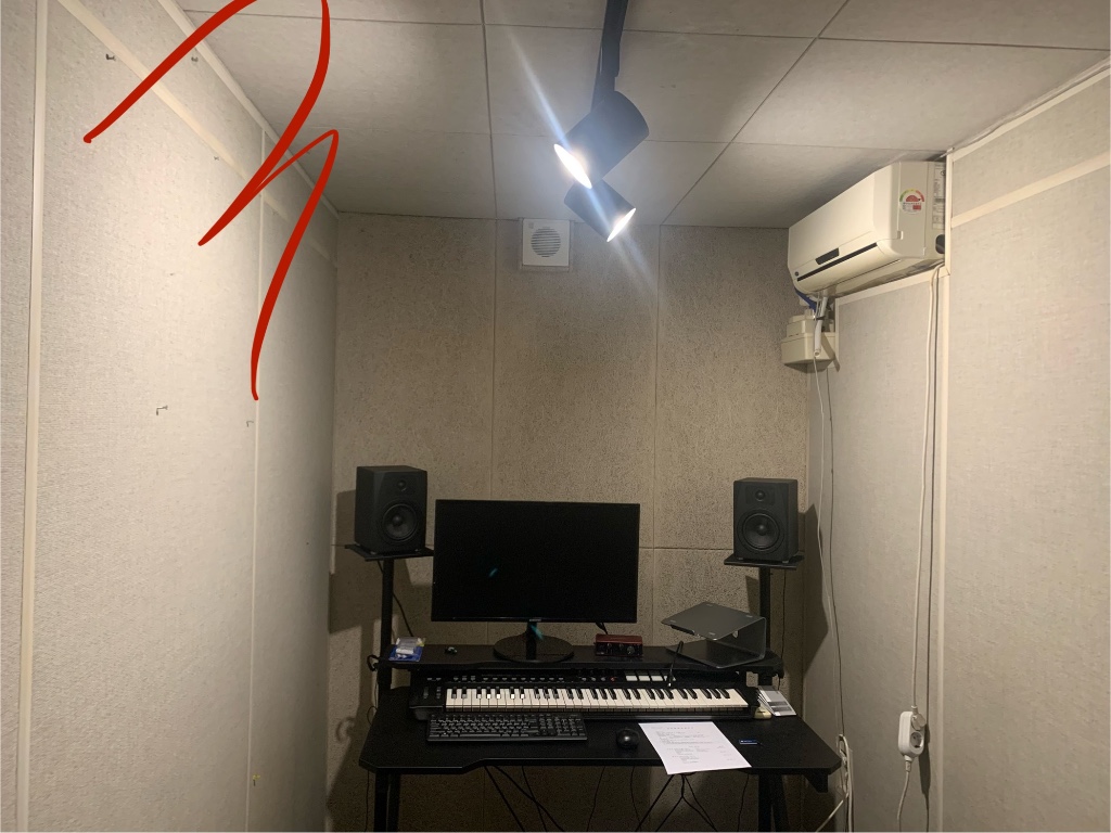 Studio image 4