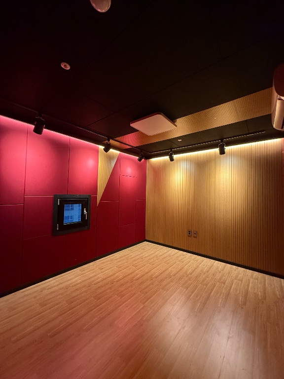 Studio image 2